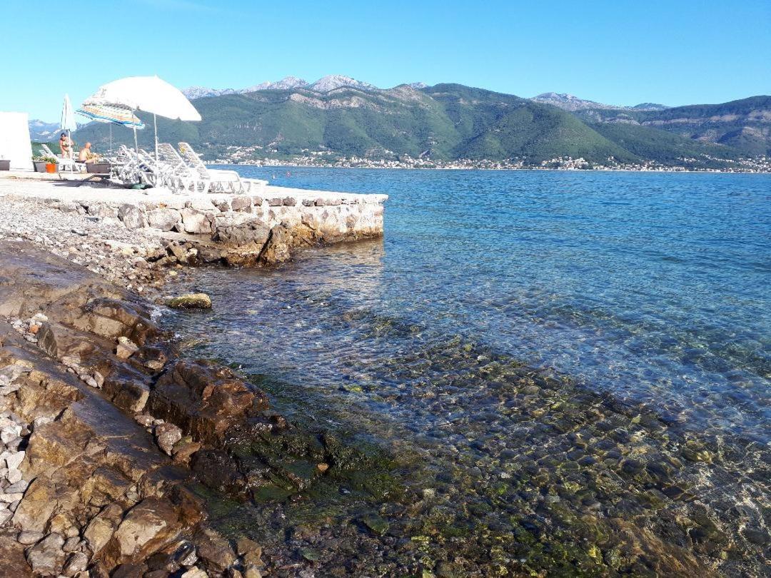 Apartments Sino More Tivat Exterior photo